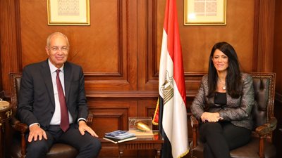 وزيرة التعاون الدولي: اقتصادية القناة تعزز القيمة المضافة لحركة التجارة العالمية