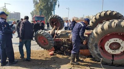 مصرع وإصابة شخصين في حادثة تصادم على طريق الإسماعيلية الزقازيق