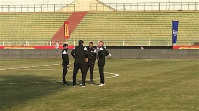 جلسة سريعة لكارتيرون مع جهازه المعاون قبل لقاء سيراميكا في الدوري