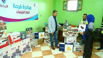 صناع الخير تقدِّم مساعدات لـ 50 عروسة يتيمة بأسيوط لإتمام زفافهن | صور