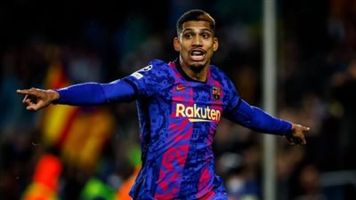 بعد خضوعه لعملية ناجحة.. كشف مدة غياب أراخو عن برشلونة