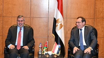 مباحثات مصرية أردنية لتعزيز استخدامات الغاز الطبيعي كوقود نظيف