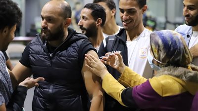 بعد الفوز على الاتحاد.. فاركو يتلقى الجرعة الثانية من لقاح كورونا | صور