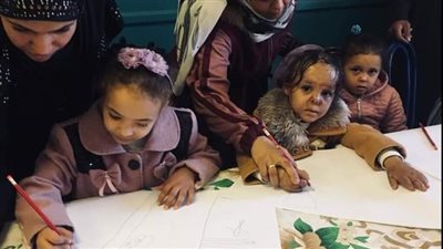 ورش فنية بثقافة أحمد بهاء الدين لمصابي الحروق بأسيوط