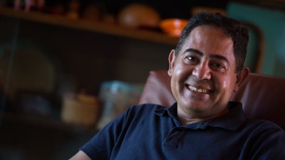 صالون الجزويت يستضيف المنتج السينمائي والكاتب حسام علوان