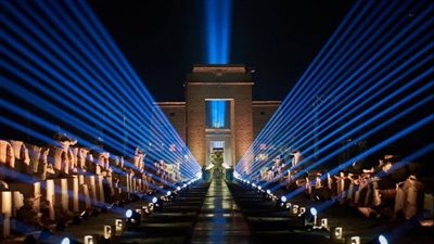 نجوم افتتاح طريق الكباش يلتقون بالطلاب في كلية إعلام الشروق