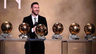 ترتيب الكرة الذهبية.. ميسي يتفوق على ليفاندوفسكي بـ33 نقطة وصلاح يتخطى المائة