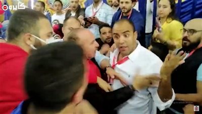 اشتباكات بالأيدي خلال انتخابات النادي الأهلي بالجزيرة | فيديو 