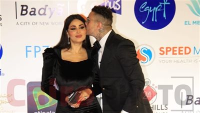 ندى الكامل تعلن انفصالها عن أحمد الفيشاوي