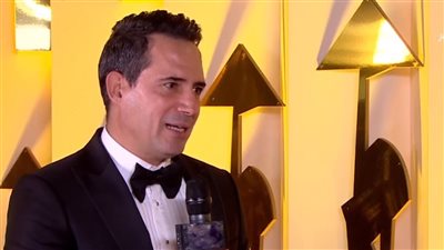 مهرجان القاهرة السينمائي.. ظافر العابدين: نيللي حببتني في مصر والفن