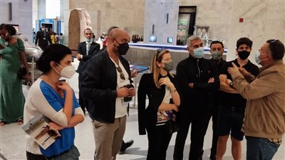 المتحف القومي للحضارة يستقبل عائلة المصمم إيلي صعب | صور 