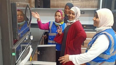 الرئيس السيسي يتكفل بجهاز عروس من متضرري السيول بأسوان | فيديو جراف