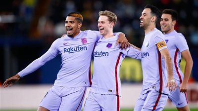 برشلونة يفلت من فخ التعادل ويفوز بثلاثية على فياريال في الدوري الإسباني
