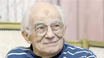 محمد يسري يروي موقفًا لـ رشوان توفيق في جنازة والده: ربنا طبطب على قلبي من خلاله