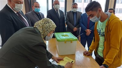 رئيس جامعة بنها: انتخابات اتحاد الطلاب تفرز قيادات شبابية طموحة ونخبة سياسية واعدة