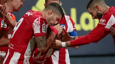أتلتيكو مدريد يقسو على قادش بـ رباعية في الدوري الإسباني