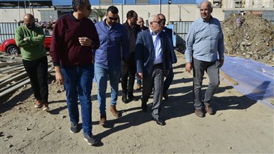 محافظ بورسعيد: مجمع الأسواق بحي العرب أصبح منطقة جذب سياحي للزائرين