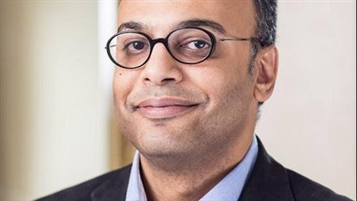 تغريم حسام بهجت مدير المبادرة المصرية 10 آلاف جنيه بتهمة إهانة هيئة الانتخابات