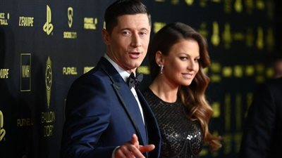 ليفاندوفسكي: كان من العار إلغاء حفل الكرة الذهبية العام الماضي
