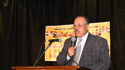 السكرتير العام بقنا: الدستور المصري يؤكد المساواة في الحقوق وتكافؤ الفرص