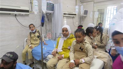 تفاصيل جديدة حول إصابة 77 تلميذًا بـ التلبك المعوي عقب تناول وجبة مدرسية بالأقصر