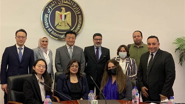 صورة من اللقاء