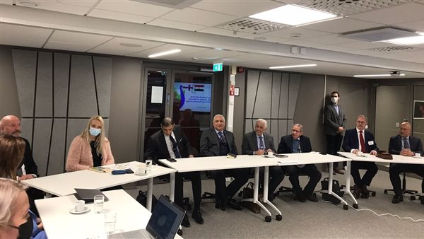 اجتماع وزير التعليم