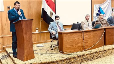 التغيرات المناخية وآثارها على الموارد المائية في ندوة بجامعة كفر الشيخ| صور 