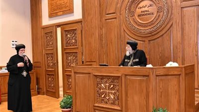 تفاصيل لقاء البابا تواضروس الثاني بـ الأنبا أكليمندس وكهنة قطاع ألماظة