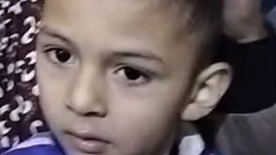 طفل فاقد للسمع والنطق بالدقهلية والدته: 