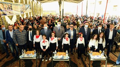 محافظ الدقهلية: تخصيص أتوبيسين ومحطات انتظار لذوي الاحتياجات │ صور