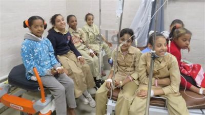 بث مباشر | تفاصيل إصابة 77 تلميذًا بـ نزلة معوية عقب تناول وجبة مدرسية بالأقصر