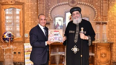البابا تواضروس الثاني يستقبل سفير مصر في بلجيكا 