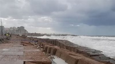 بث مباشر| بسبب نوة قاسم.. كسر قدم فتاة إثر سقوط سور بطريق الكورنيش في الإسكندرية