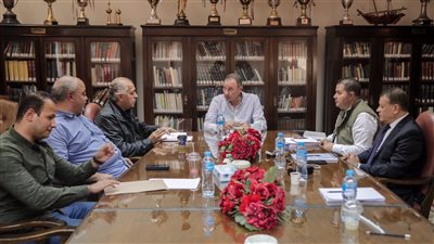 الأهلي يسمح للعامري فاروق باتخاذ الإجراءات القانونية لاعتماد فوزه بمنصب نائب الرئيس