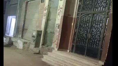 خدوا بالكم من عيالي.. كواليس انتحار مهندس بعد طعنه زوجته ونجلَيْه في الوراق | فيديو
