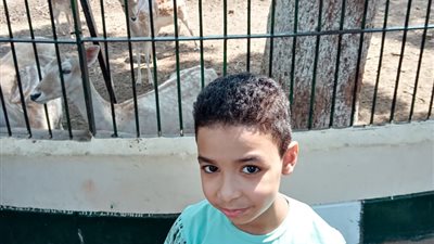 أرجوك وفر علاج ابني.. أب يستغيث بالرئيس لعلاج نجله المصاب بالضمور العضلي دوشين| صور