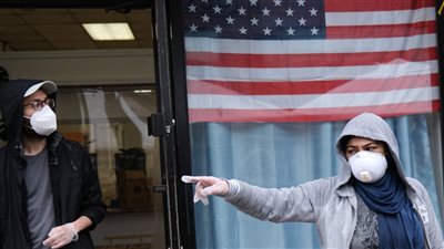 المراكز الأمريكية لمكافحة الأمراض ترفع شرط ارتداء الكمامات في معظم البلاد