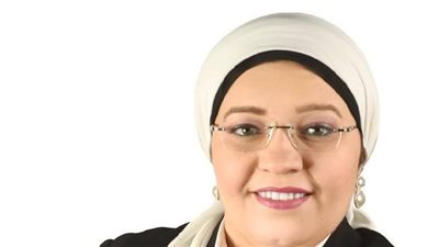 برلمانية توجه 5 أسئلة لـ وزير التعليم عن إجراءات الرقابة والإشراف على الوجبات المدرسة