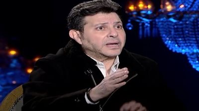 هاني شاكر بعد إحالة عمر كمال للتحقيق: عقابك كبير والغلط المرة دي في مصر وهيتم وقفك 