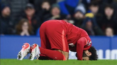محمد صلاح يسجل هدف ليفربول الثالث أمام إيفرتون