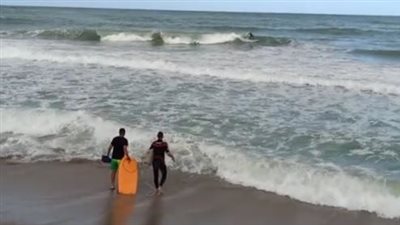 شوارع خالية من المواطنين بالإسكندرية.. نوة قاسم تحرم الأهالي من مغادرة منازلهم