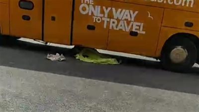 مصرع شاب دهسه أتوبيس ركاب في الغردقة| صور