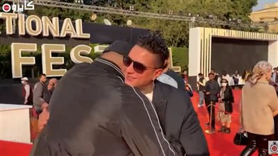 أحمد الفيشاوي يهنئ محمد ممدوح عن فيلمه أبو صدام: أنت الأفضل | فيديو 