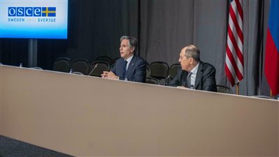 أمريكا تحذر روسيا من حشد قواتها العسكرية عند أوكرانيا: يجب على موسكو الالتزام بتعهداتها