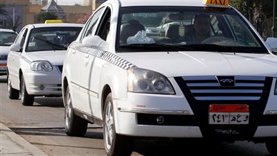  المالية تشكل وحدة لمحاسبة أصحاب ملفات السيارات الأجرة والنقل الخفيف حتى 5 أطنان في 3 مناطق