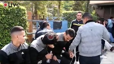 وسط انهيار اللاعبين.. تشييع جثمان أدهم السلحدار إلى مثواه الأخير | بث مباشر