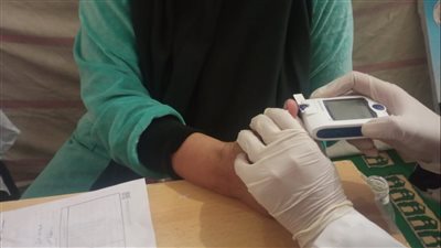 حياة كريمة تنظم قافلتين طبية وبيطرية بالبحيرة