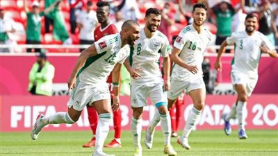 رباعي خطير يفرض مهمة ثقيلة على دفاع الفراعنة في موقعة الجزائر 