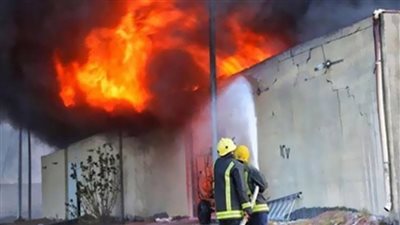 إخماد حريق بمصنع لإنتاج أعلاف الأسماك ببورسعيد
